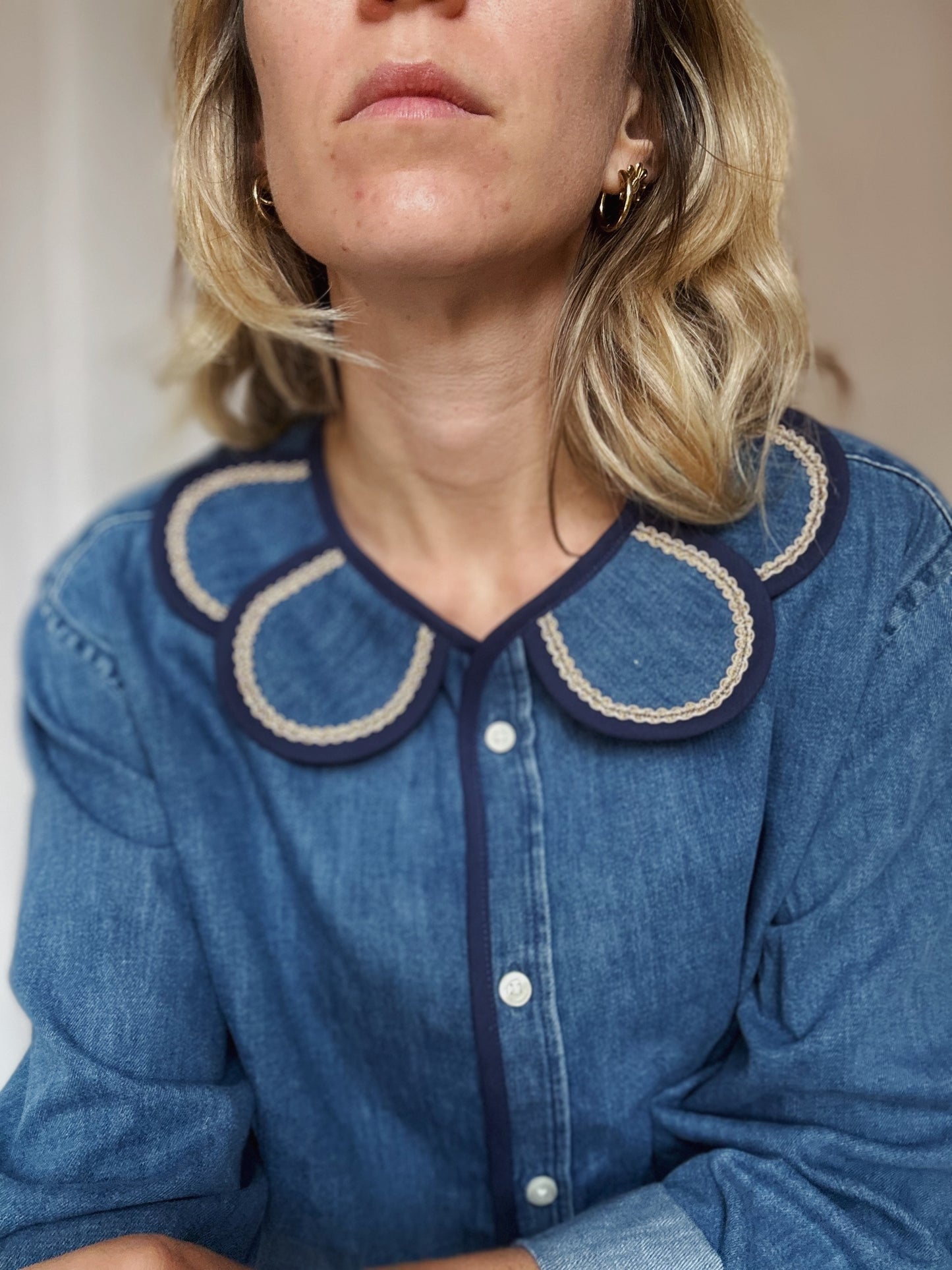 Chemise signature Marguerite gold denim